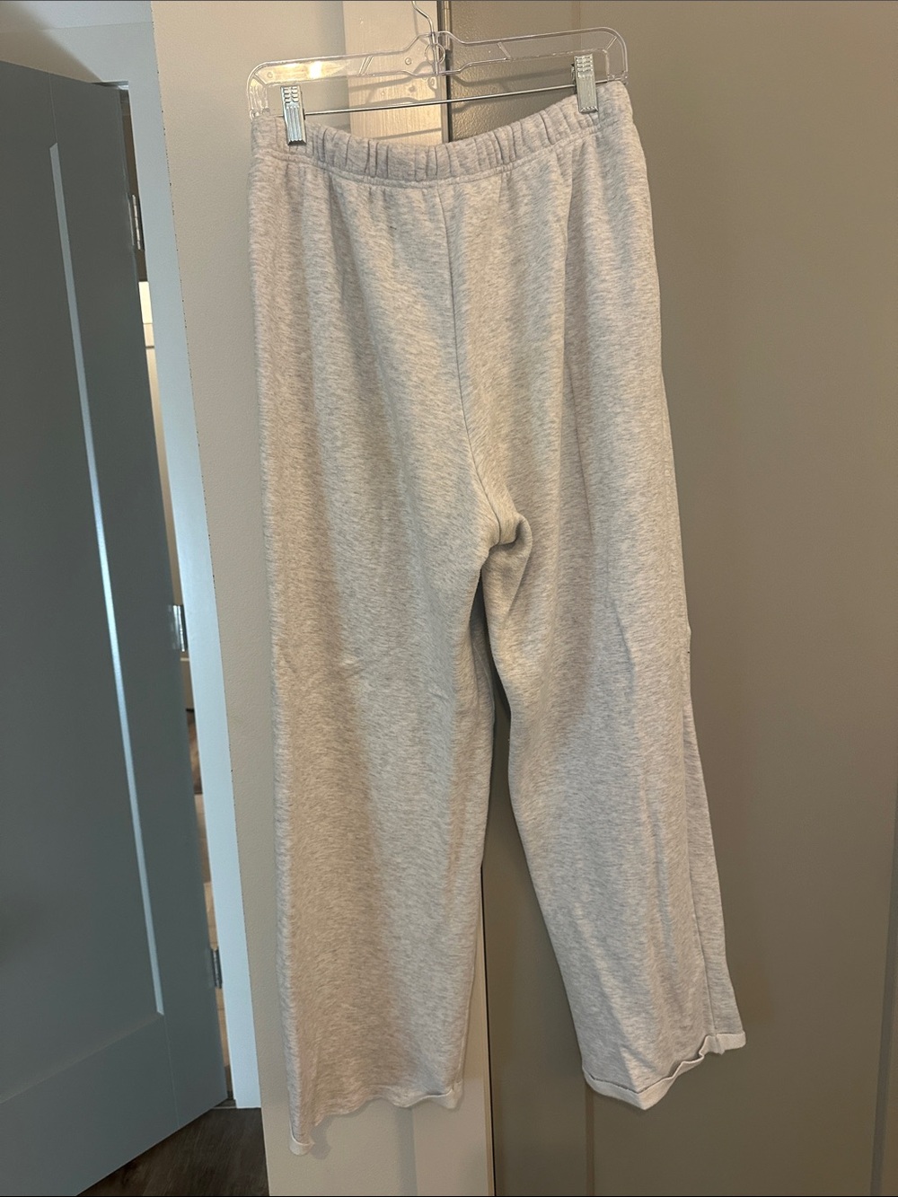 Skims Grey Sweatpants - Picture 2 of 3